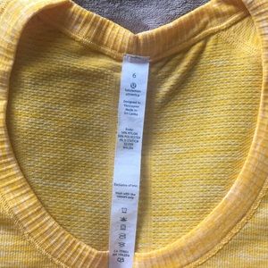 Lululemon active tee